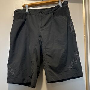 Fox Charcoal Women's Bike Shorts with Floral Accents